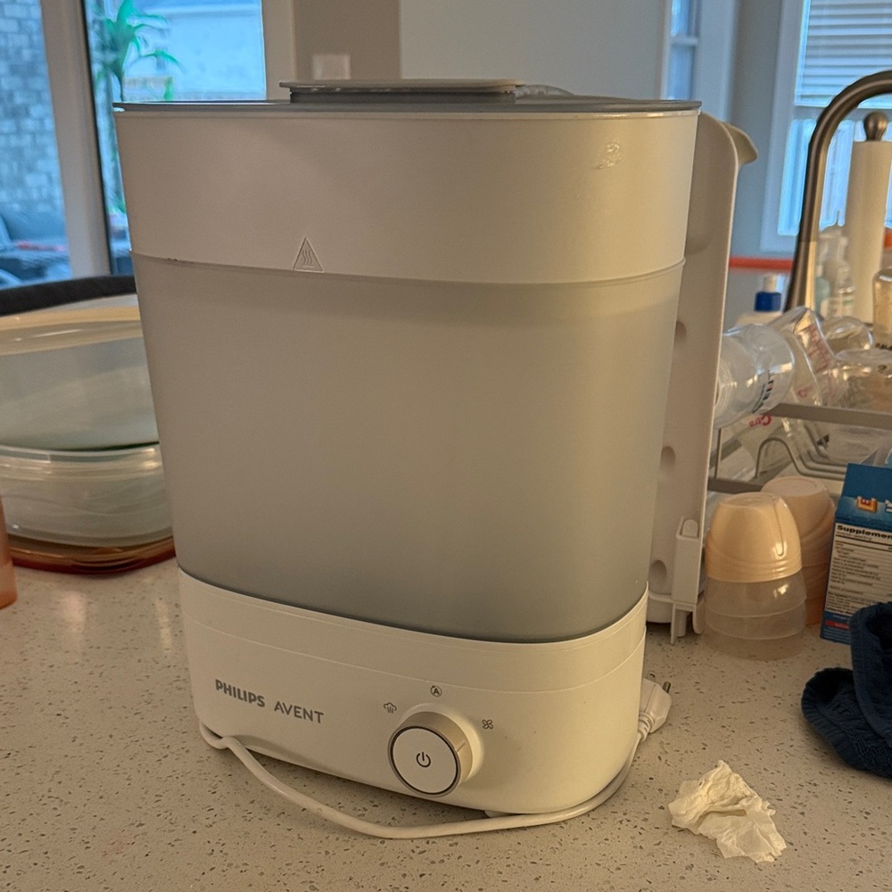Philips Avent White Bottle Sterilizer